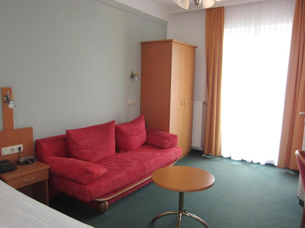 Pension Elisabeth Sankt Poelten Habitación foto