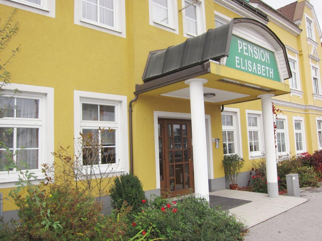 Pension Elisabeth Sankt Poelten Exterior foto
